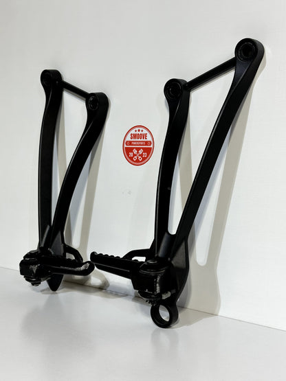 2019-2026 KAWASAKI NINJA ZX6R ZX636 OEM REAR BACK PASSENGER FOOT PEG REAR SET