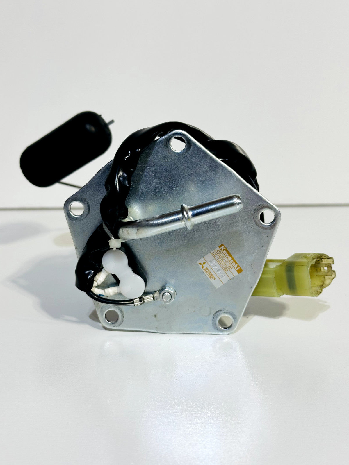 2021-2025 KAWASAKI NINJA ZX10R OEM FUEL PUMP GAS PETROL SENDING UNIT 49040-0798