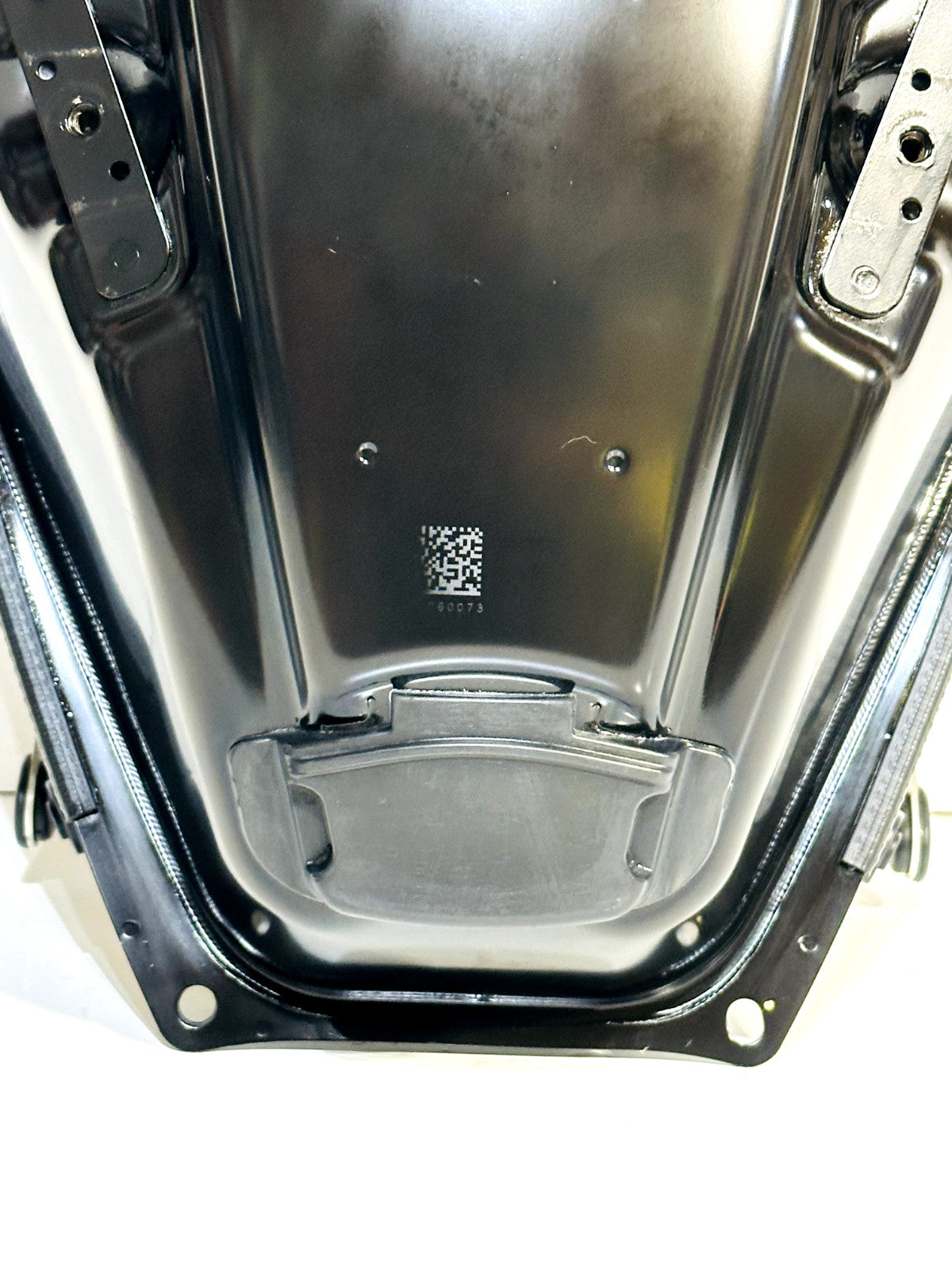 2022-2025 YAMAHA YZF R7 OEM GAS TANK FUEL CELL PETROL RESERVOIR BEB-24110