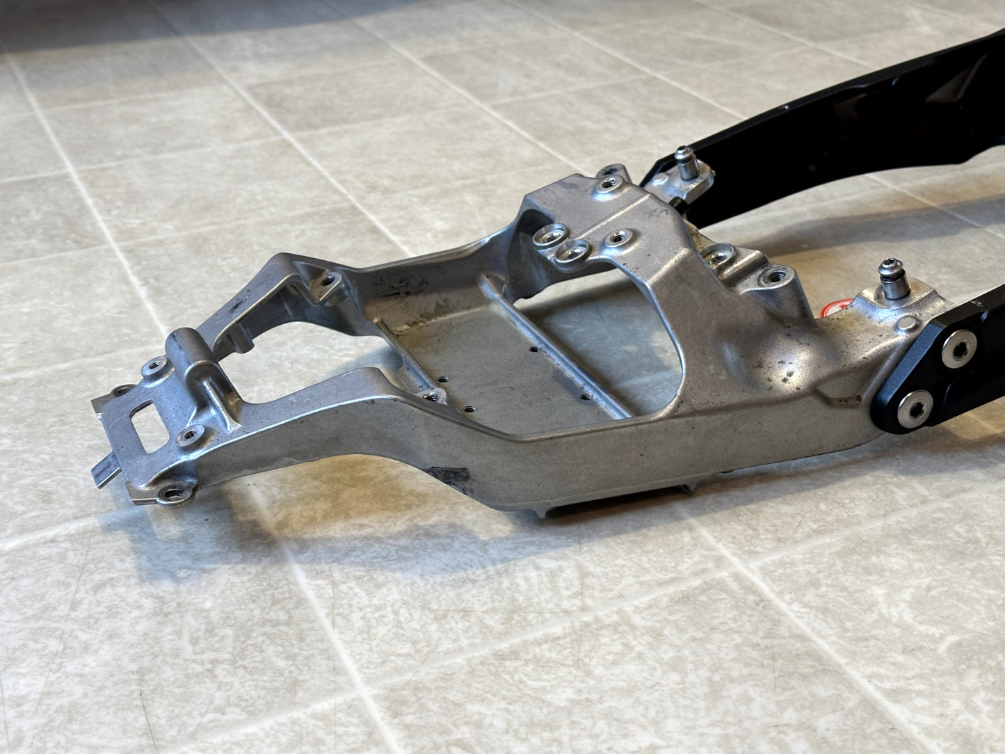 2021-2025 KAWASAKI NINJA ZX10R ZX 10 OEM REAR BACK TAIL SUBFRAME SUB FRAME