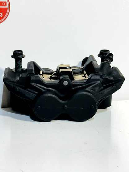2022-2025 YAMAHA YZF R7 OEM LEFT & RIGHT FRONT BRAKE CALIPER SET W/ HARDWARE