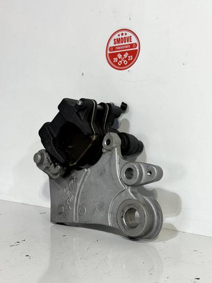 2022-2024 YAMAHA YZF R7 YZFR7 OEM REAR BACK BRAKE CALIPER & PADS W MOUNT BRACKET