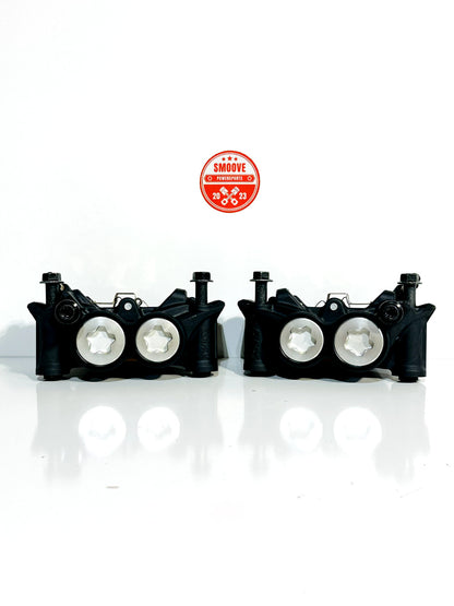 2022-2025 YAMAHA YZF R7 OEM LEFT RIGHT FRONT BRAKE CALIPER SET + PADS