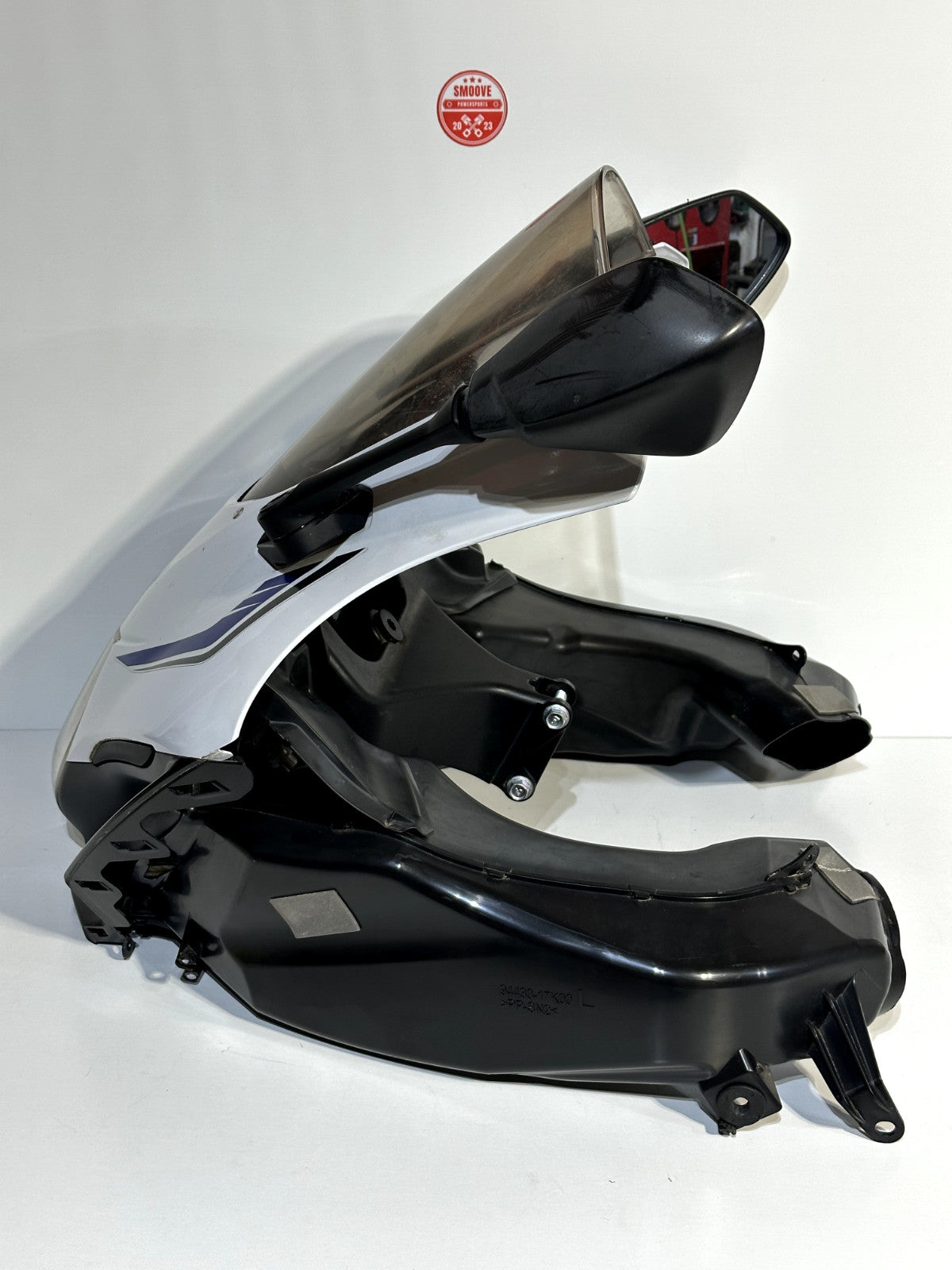 2018 2017-2025 SUZUKI GSXR1000 OEM FRONT HEADLIGHT W/ COWLING & WINDSHIELD WHITE