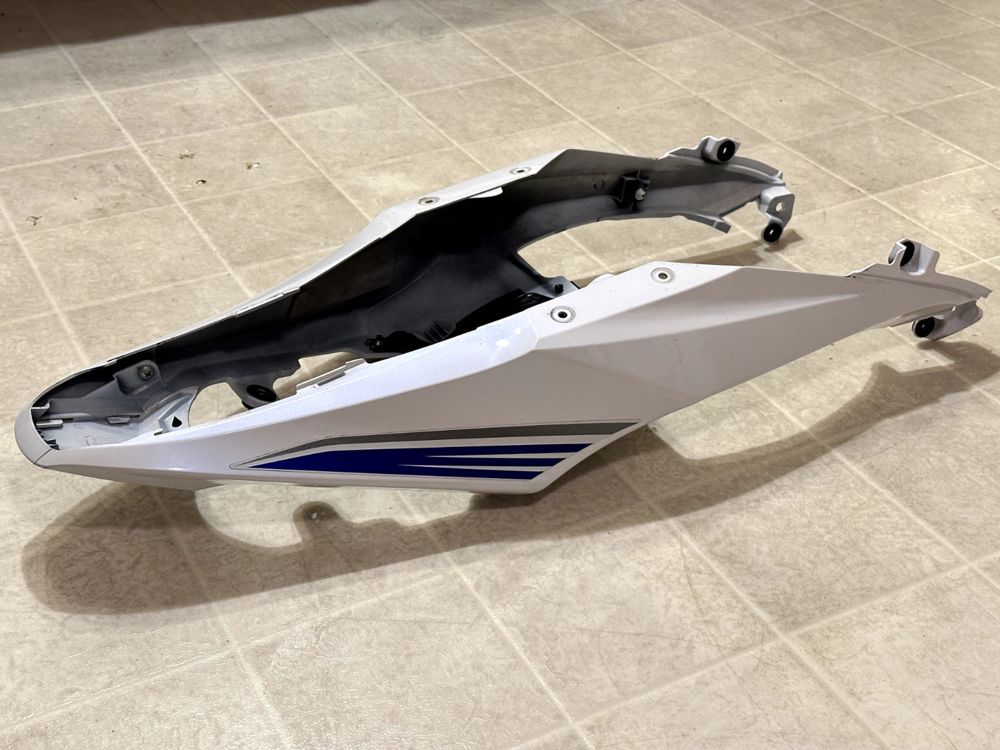 2017-2026 SUZUKI GSXR1000 OEM FAIRING COWLING BODY PANEL PLASTICS KIT WHITE BLUE