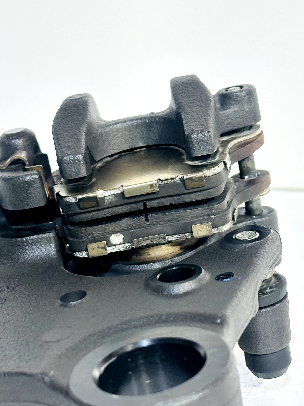 2021-2025 KAWASAKI NINJA ZX10R ZX 10 OEM REAR BACK BRAKE CALIPER & BRACKET