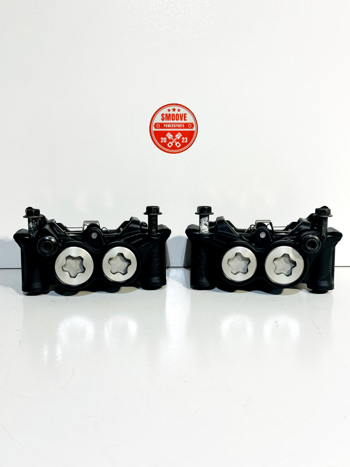 2022-2025 YAMAHA YZF R7 OEM LEFT & RIGHT FRONT BRAKE CALIPER SET W/ HARDWARE