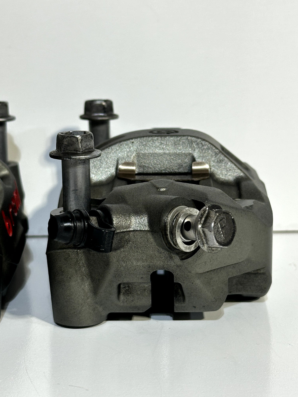 2021-2025 KAWASAKI NINJA ZX10R OEM FRONT LEFT & RIGHT BREMBO BRAKE CALIPER SET
