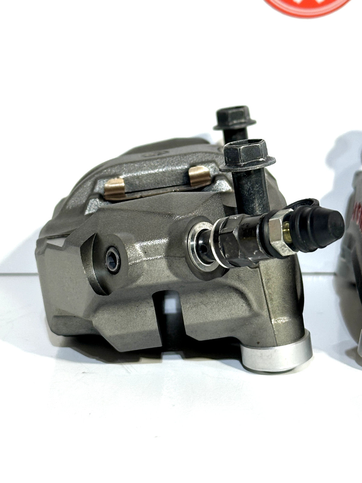 2025-2026 YAMAHA YZF R1 R1M OEM LEFT & RIGHT FRONT BREMBO BRAKE CALIPER SET