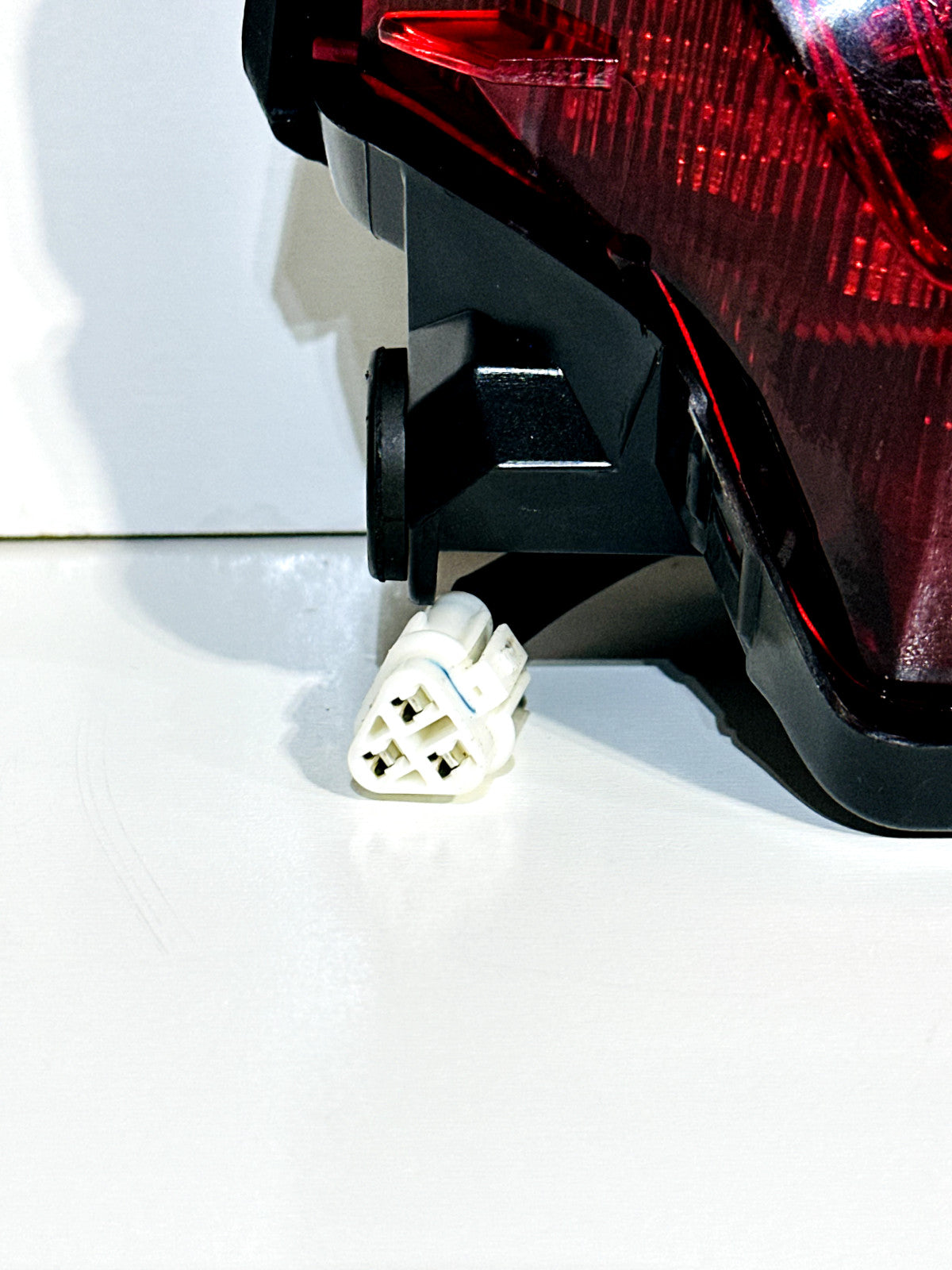 2021-2024 YAMAHA MT07 MT-07 OEM REAR BACK TAIL BRAKE LIGHT TAILLIGHT