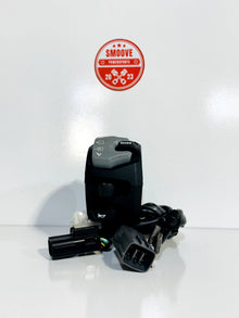 2017-2025 SUZUKI GSXR1000 OEM LEFT HANDLE BAR SIGNAL LIGHT MODE CONTROL SWITCH