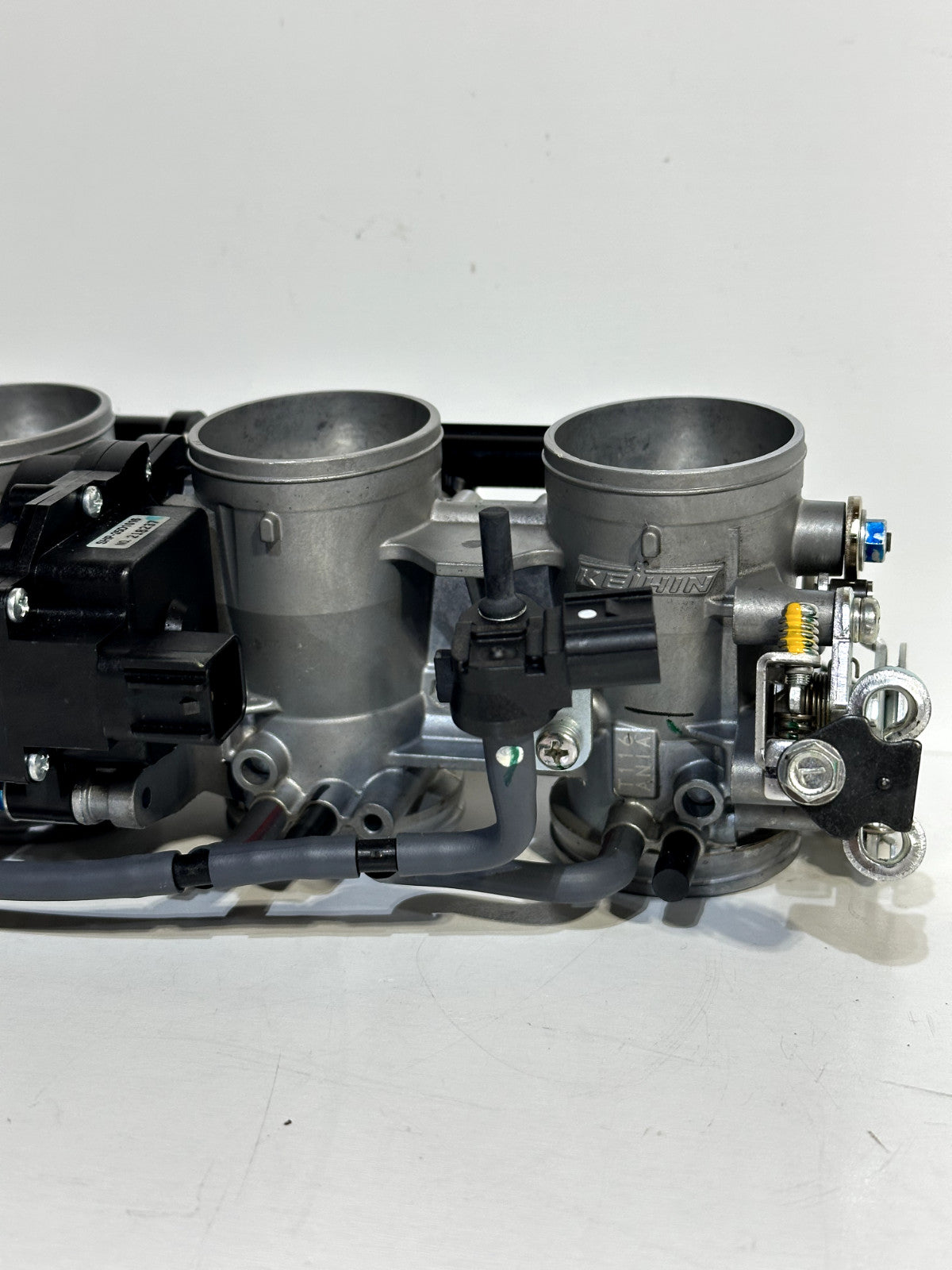 2024-2026 KAWASAKI NINJA ZX6R OEM THROTTLE BODY EFI ASSEMBLY W/ FUEL INJECTORS