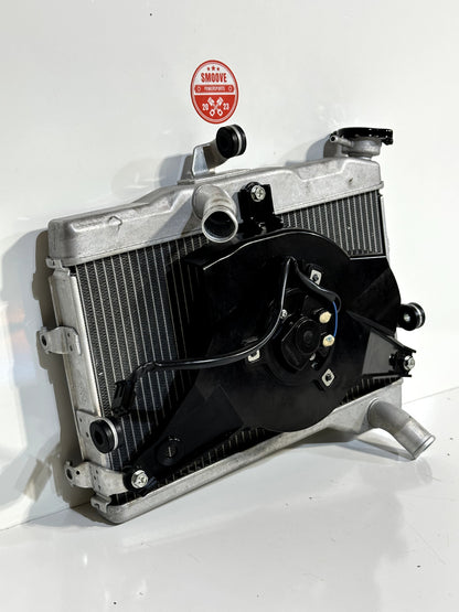2022-2025 YAMAHA YZF R7 OEM RADIATOR ENGINE MOTOR COOLER ASSEMBLY W/ FAN