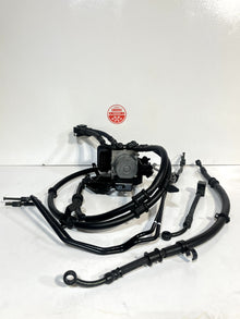 2022-2024 YAMAHA YZF R7 OEM ABS PUMP UNIT MODULE W/ ABS BRAKE LINES & PUMP MOUNT