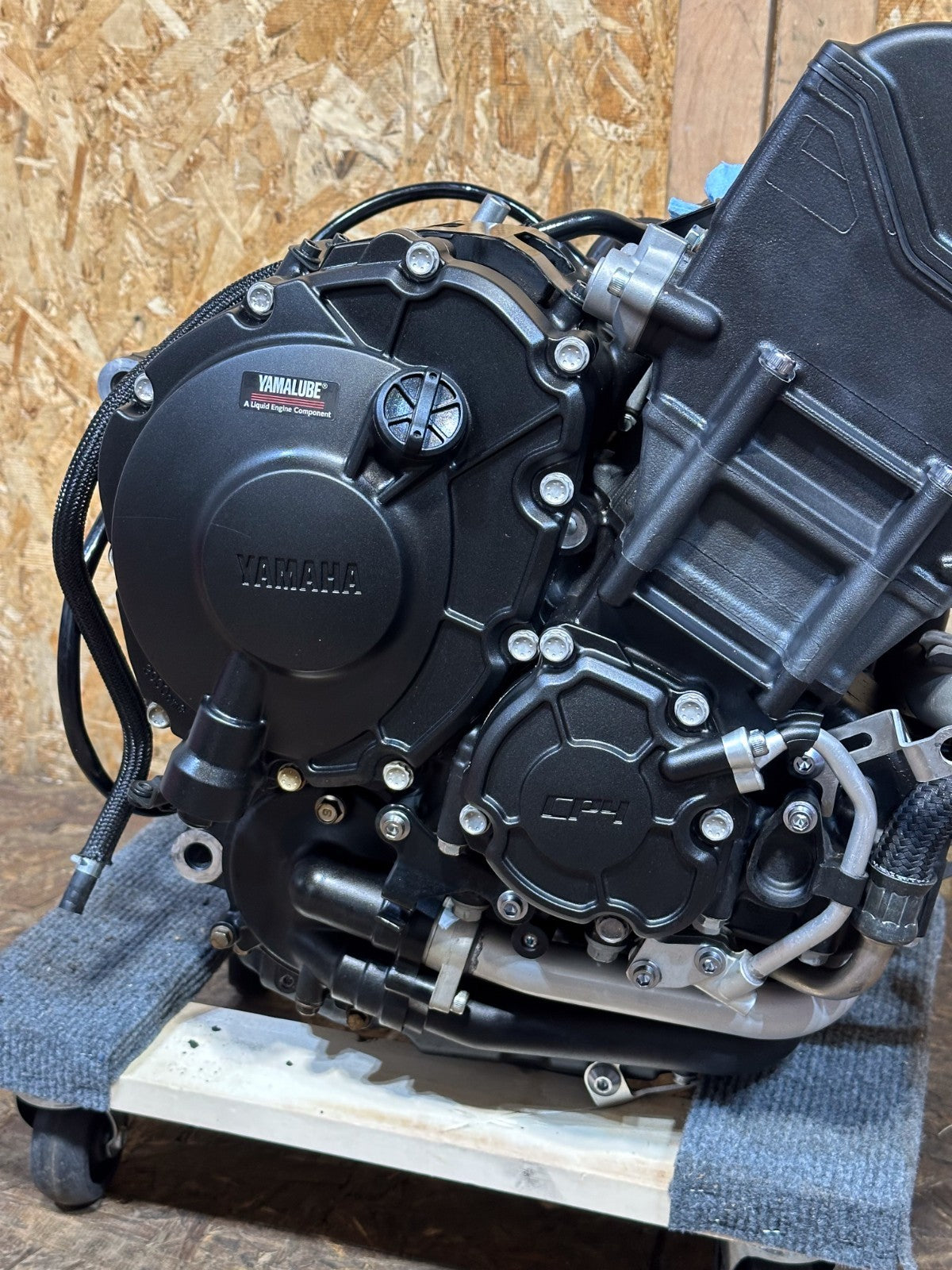 2020-2026 YAMAHA YZF R1 R1M OEM COMPLETE ENGINE MOTOR ASSEMBLY STRONG RUNNER 2K MILES