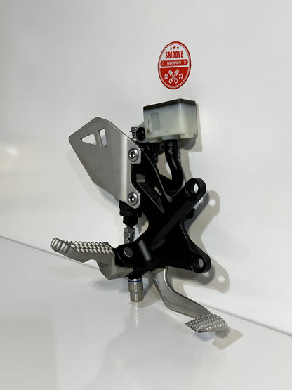 2021-2025 KAWASAKI NINJA ZX10R ZX 10 OEM REAR BRAKE MASTER CYLINDER W/ FOOT PEG