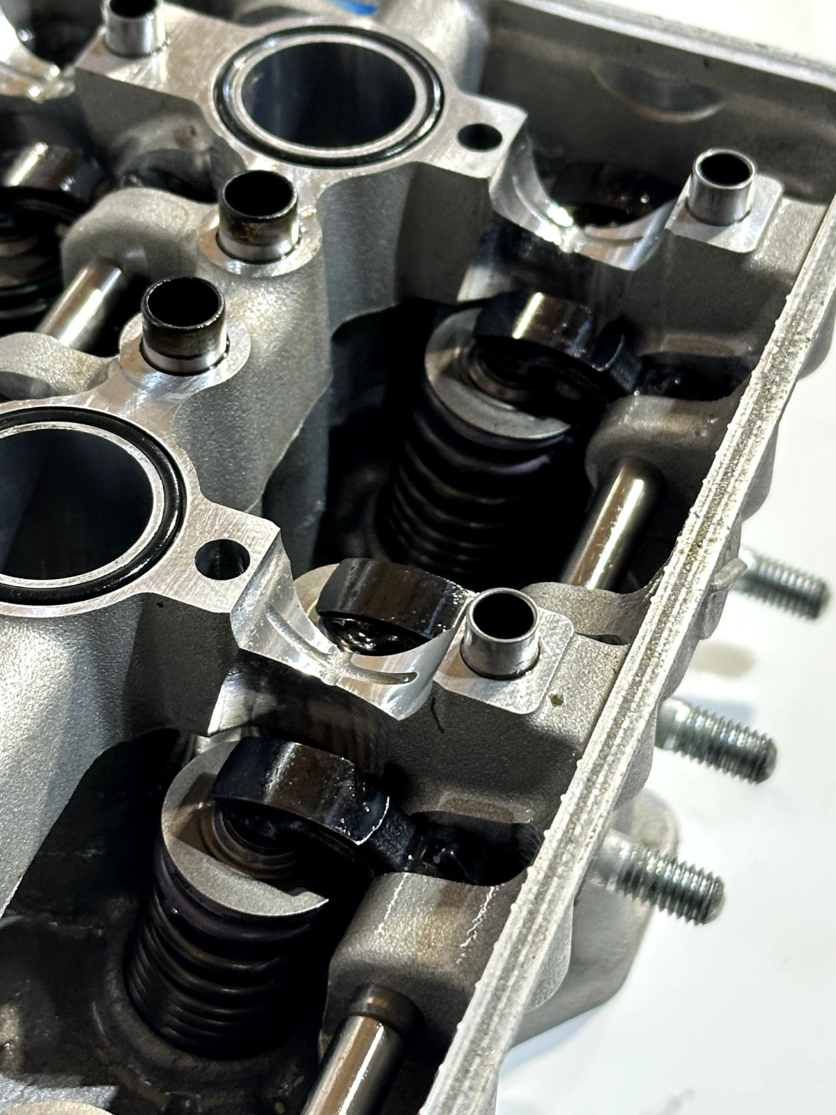 2021-2024 KAWASAKI NINJA ZX10R OEM CYLINDER HEAD TOP END W/ CAM SHAFTS & VALVES