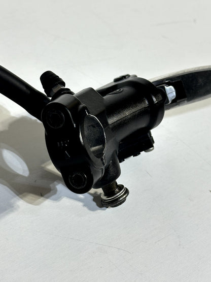 2008-2016 YAMAHA YZF R6 OEM FRONT BRAKE MASTER CYLINDER W/ RESERVOIR