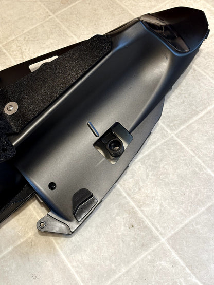 2009-2014 YAMAHA YZF R1 OEM SUBFRAME REAR BACK TAIL SUB FRAME W/ TAIL LIGHT