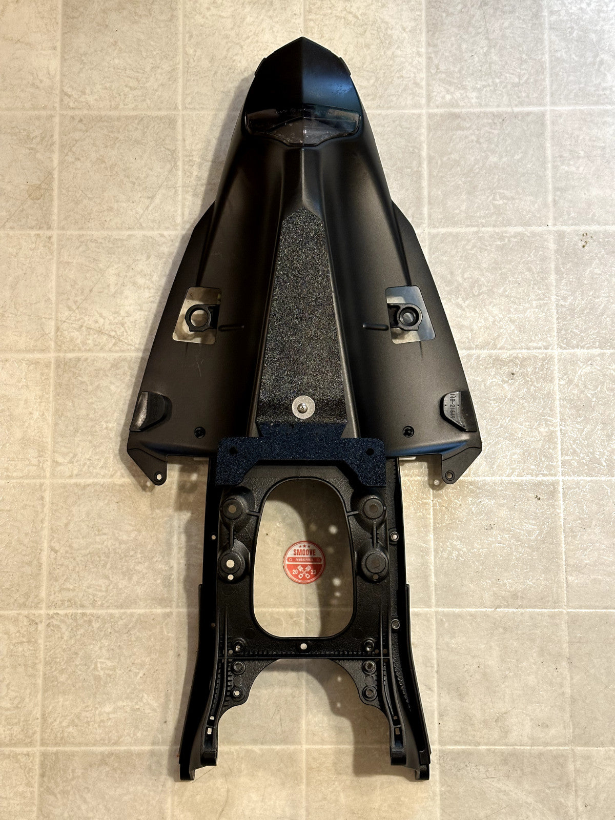 2009-2014 YAMAHA YZF R1 OEM SUBFRAME REAR BACK TAIL SUB FRAME W/ TAIL LIGHT
