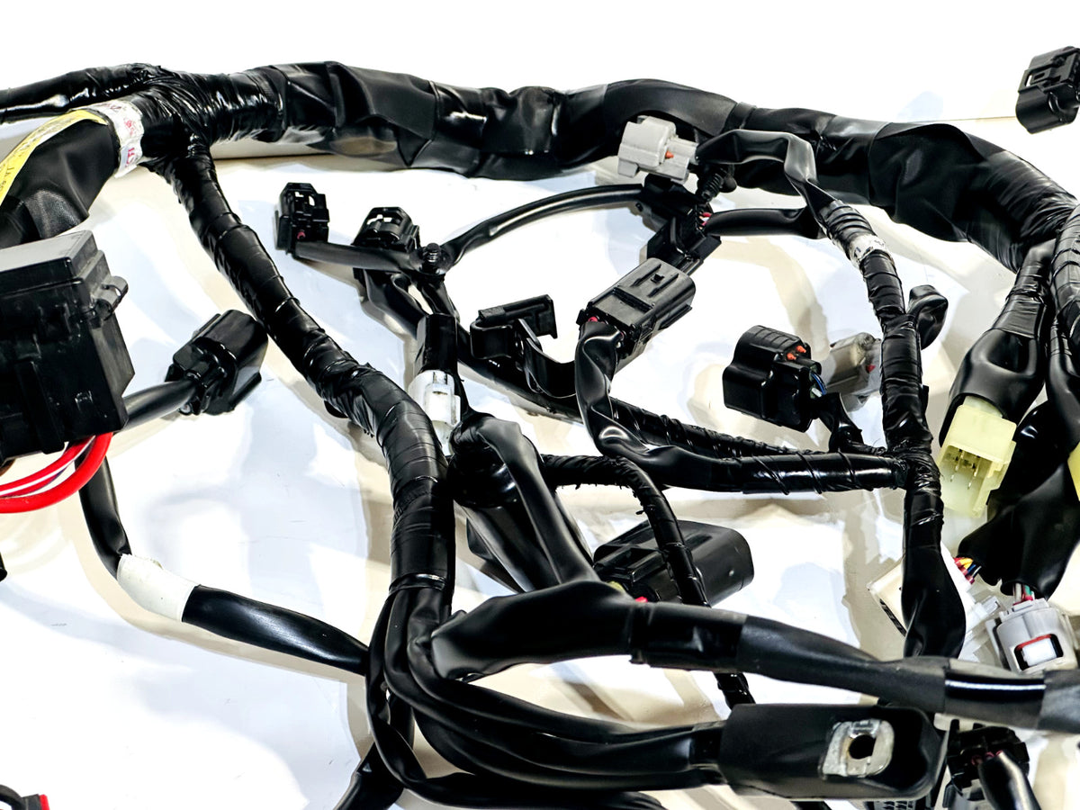 2025 YAMAHA YZF R7 OEM COMPLETE MAIN WIRING HARNESS WIRE LOOM BEB-82590-01  ✅