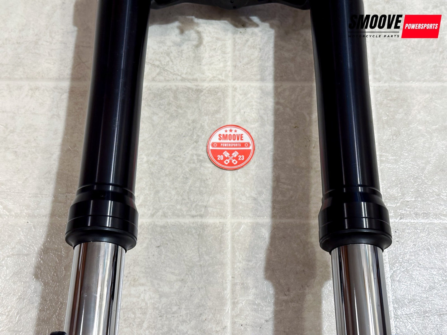 2017-2020 YAMAHA MT-09 MT09 OEM FRONT FORKS SUSPENSION FORK & TRIPLE TREE + AXLE