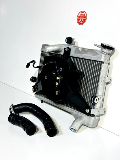 2022-2025 YAMAHA YZF R7 OEM RADIATOR ENGINE MOTOR COOLANT COOLER W/ BLOWER FAN