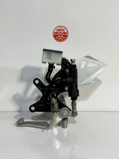 2021-2025 KAWASAKI NINJA ZX10R ZX 10 OEM REAR BRAKE MASTER CYLINDER W/ FOOT PEG