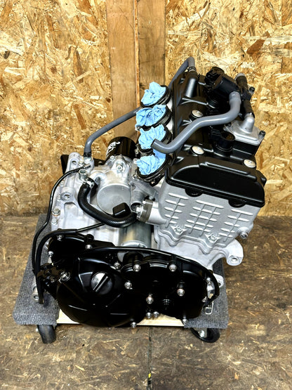 2024-2025 KAWASAKI NINJA ZX6R OEM COMPLETE ENGINE MOTOR ASSEMBLY 806 MILES MINT✅