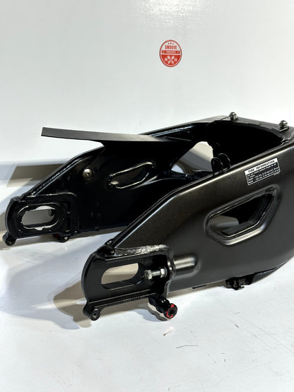 2015-2025 YAMAHA YZF R1 OEM REAR BACK SUSPENSION SWINGARM SWING ARM ASSEMBLY