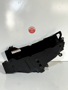 2021-2024 YAMAHA MT09 MT-09 OEM UNDER TAIL BATTERY BOX TRAY UNDER TRAY TAIL TRIM