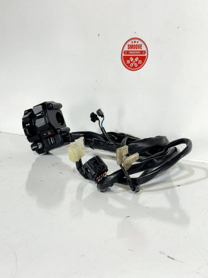 2020-2024 YAMAHA YZF R1 R1M OEM LEFT BAR CONTROL HEADLIGHT HORN SIGNAL SWITCH