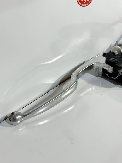 2020-2024 YAMAHA YZF-R1 YZF R1 OEM CLUTCH PERCH MOUNT & LEVER ASSEMBLY W/ CABLE