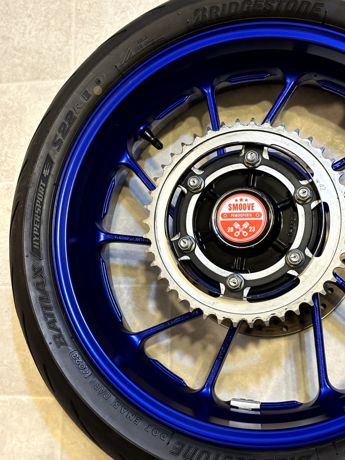 2022-2025 YAMAHA YZF R7 OEM REAR BACK WHEEL RIM SPROCKET ROTOR & TIRE BLUE