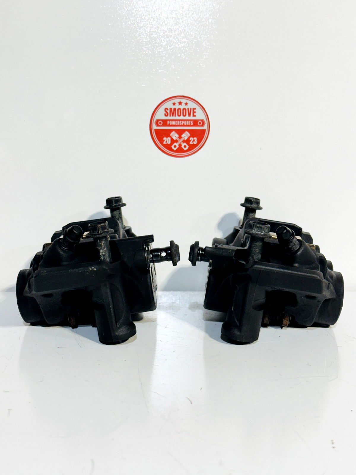 2022-2025 YAMAHA YZF R7 OEM LEFT & RIGHT FRONT BRAKE CALIPER SET W/ HARDWARE