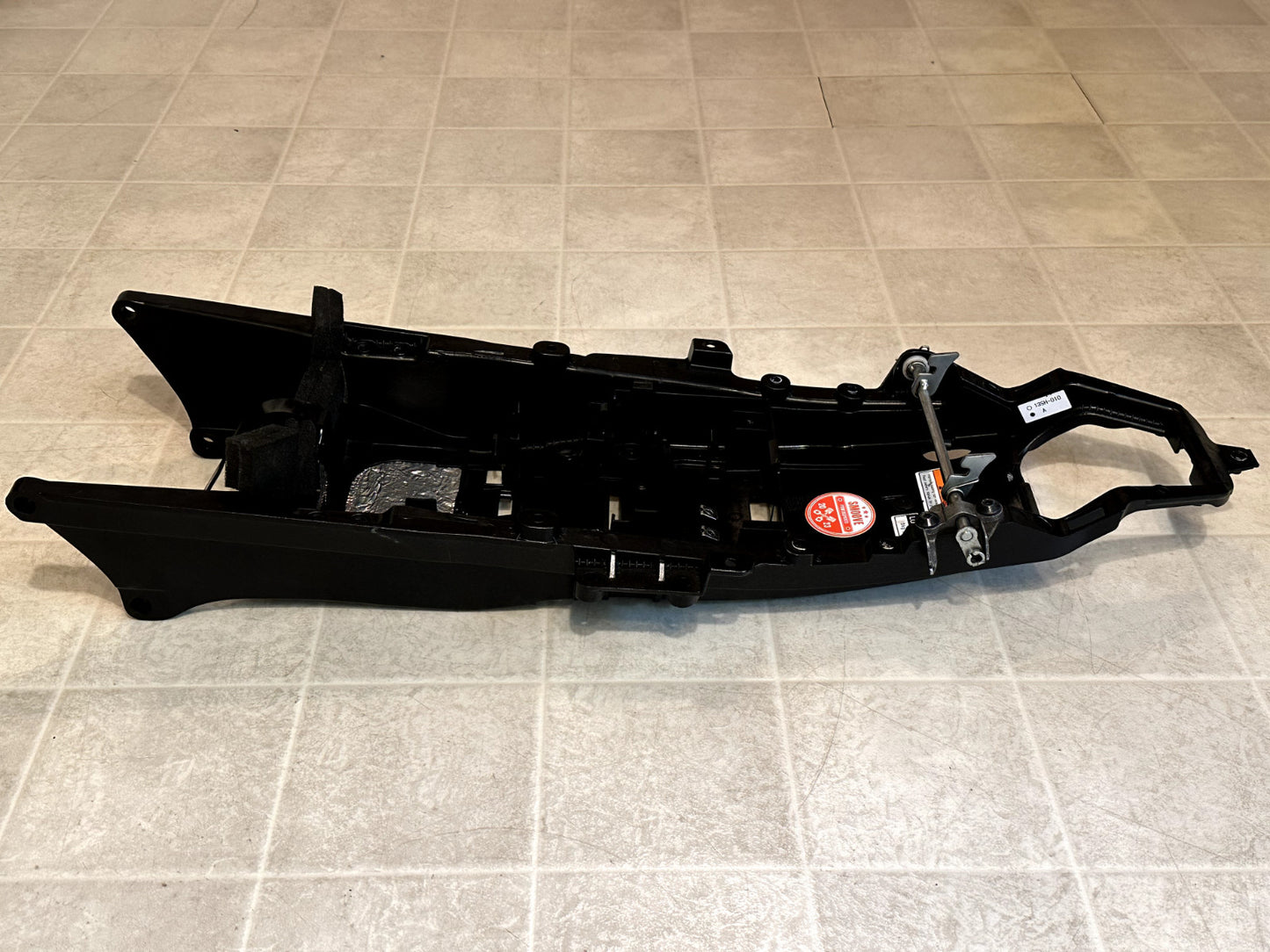 2008-2016 YAMAHA YZF R6 OEM SUBFRAME REAR BACK TAIL SUB FRAME ASSEMBLY STRAIGHT