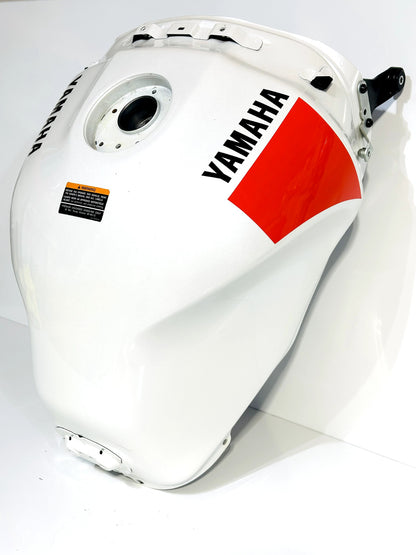 2022-2025 YAMAHA XSR900 XSR 900 OEM GAS FUEL TANK CELL PETROL RESERVOIR WHITE