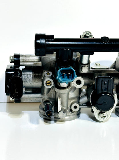 2021-2024 YAMAHA MT07 MT-07 OEM THROTTLE BODY & FUEL INJECTORS W/ FUEL LINE