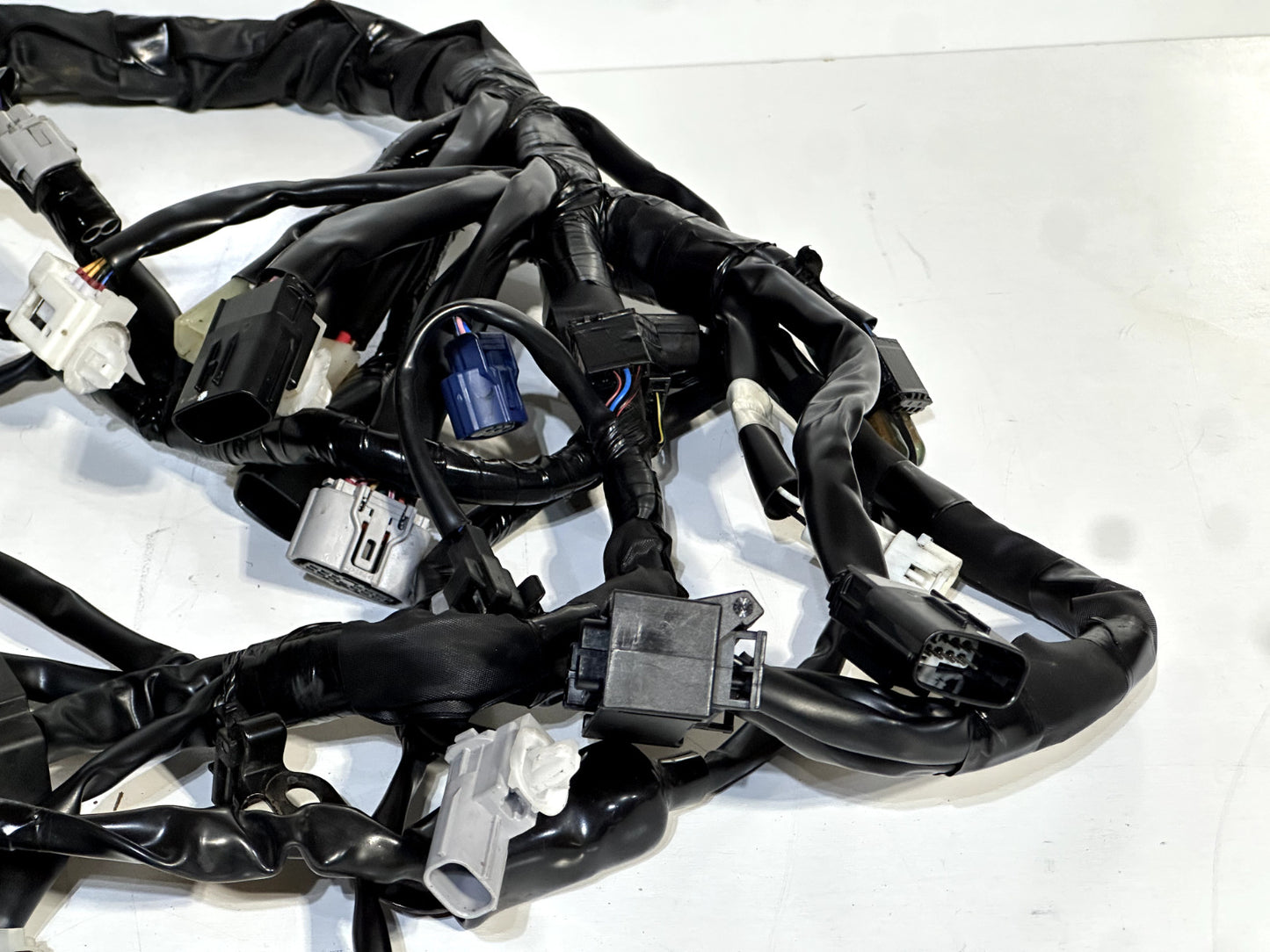 2022-2025 YAMAHA YZF R7 OEM MAIN WIRING HARNESS WIRE LOOM BEB-82590 (NO CUTS) ✅