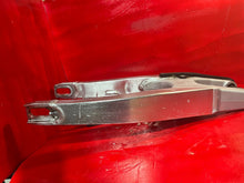 2010-2013 Suzuki Rmz250 Swingarm Rear Arm Swing Arm OEM