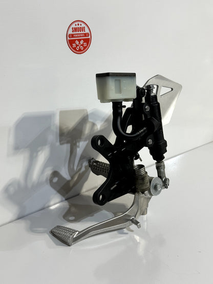 2021-2025 KAWASAKI NINJA ZX10R ZX 10 OEM REAR BRAKE MASTER CYLINDER W/ FOOT PEG