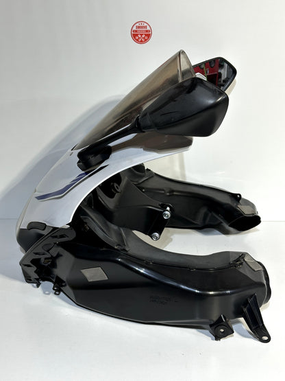 2018 2017-2025 SUZUKI GSXR1000 OEM FRONT HEADLIGHT W/ COWLING & WINDSHIELD WHITE