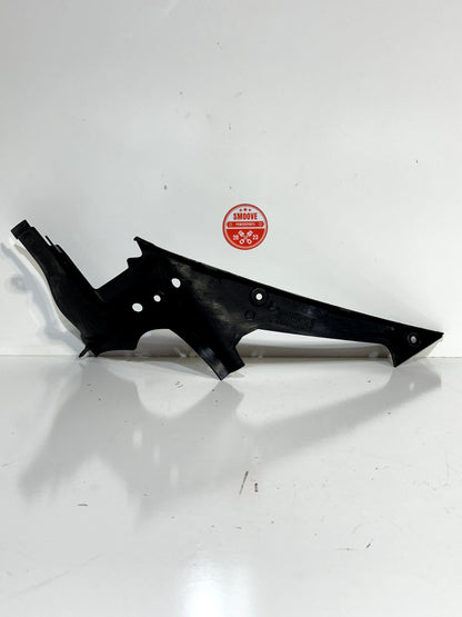 2020-2025 YAMAHA YZF R1 OEM RIGHT SIDE INNER FRONT LOWER UNDER TRIM B3L-2836L