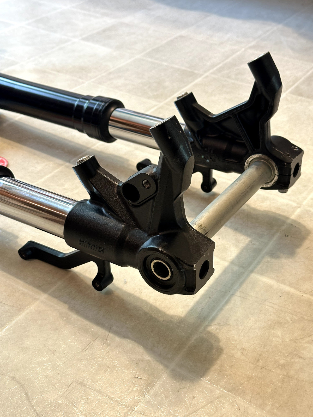 2019-2026 KAWASAKI NINJA ZX6R FRONT FORKS FORK SHOCK SUSPENSION W/ CLIP ON SET