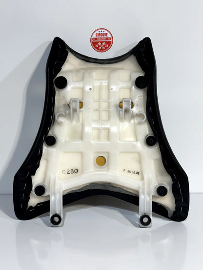 2011-2015 KAWASAKI NINJA ZX10R OEM FRONT DRIVERS RIDERS SEAT PAD PILLON