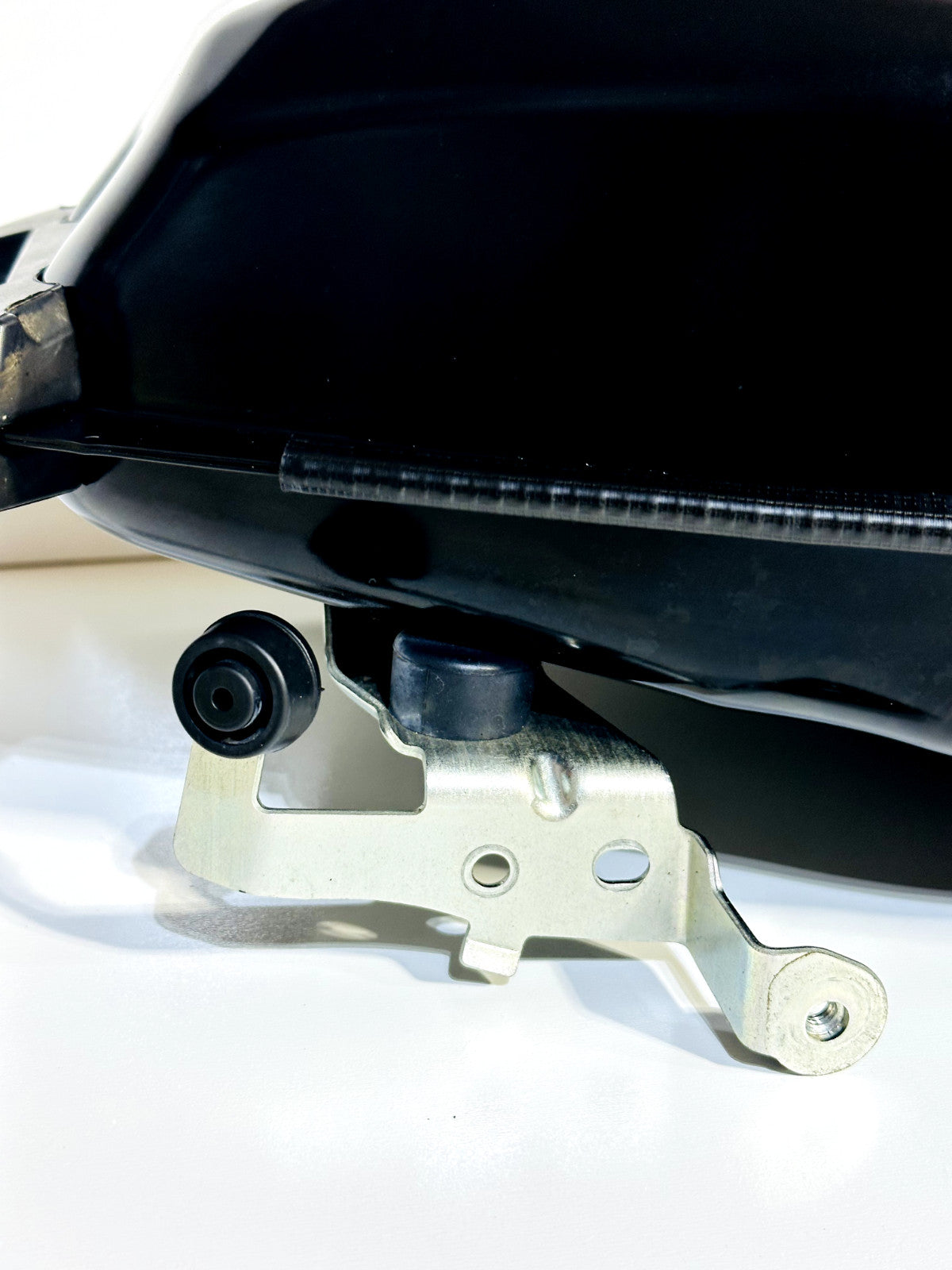 2023-2024 YAMAHA MT07 MT-07 OEM GAS FUEL TANK CELL PETROL RESERVOIR