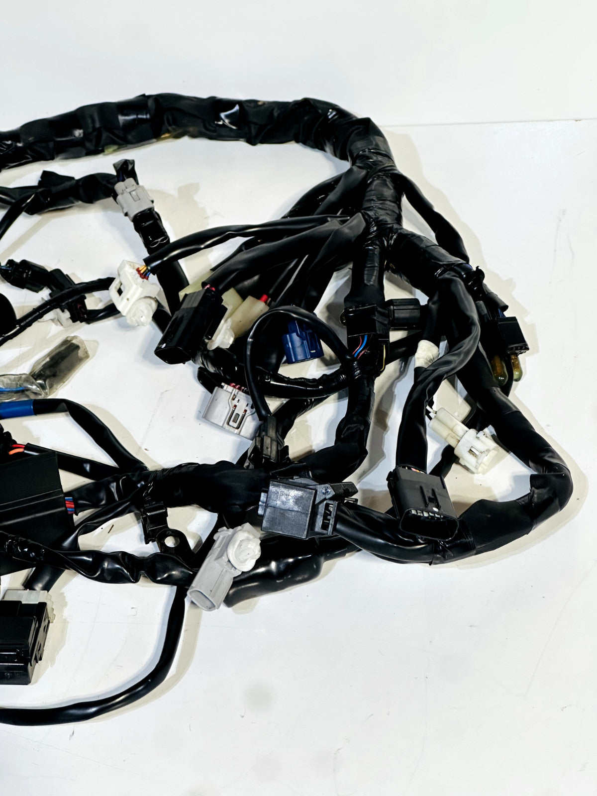 2022-2025 YAMAHA YZF R7 OEM MAIN WIRING HARNESS WIRE LOOM BEB-82590 (NO CUTS) ✅