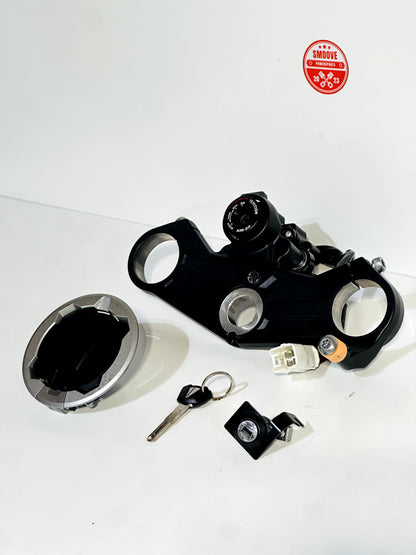 2021-2025 KAWASAKI NINJA ZX10R OEM IGNITION TANK & SEAT LOCK SET W/ TRIPLE TREE