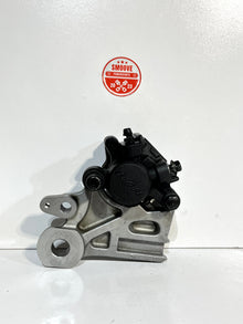 2022-2023 YAMAHA YZF R7 YZFR7 OEM REAR BACK BRAKE CALIPER & PADS W MOUNT BRACKET