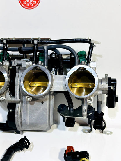 2024-2025 KAWASAKI NINJA ZX10R OEM THROTTLE BODY BODIES + INJECTORS & FUEL LINES